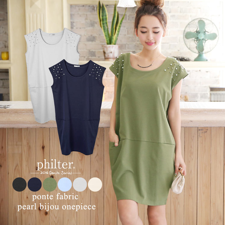 パールビジュー付きワンピース