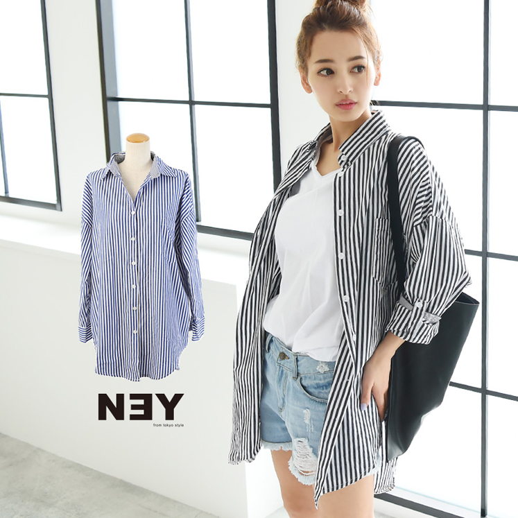 ストライプ柄シャツ