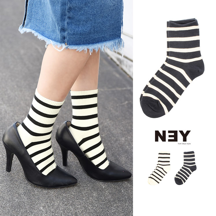 ボーダー柄クルー丈ソックス
