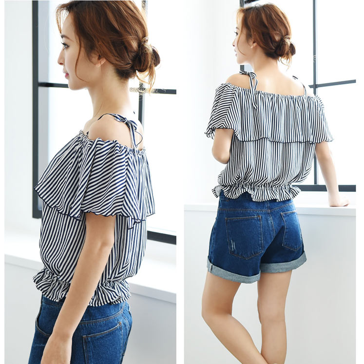 ストライプオフショルブラウス