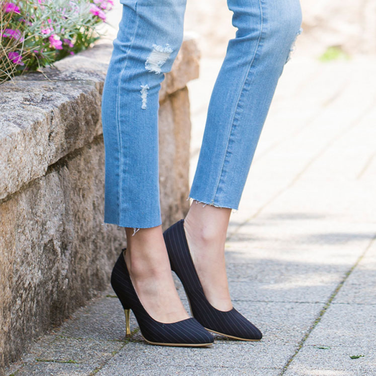 ゴールドヒールポインテッドトゥパンプス