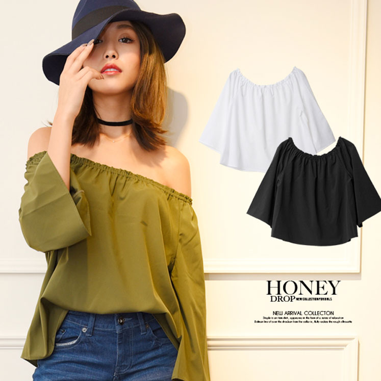 デシンオフショルダートップス