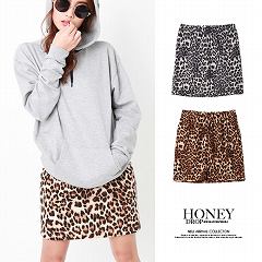 トレンド感◎ヒョウ柄起毛ミニスカート