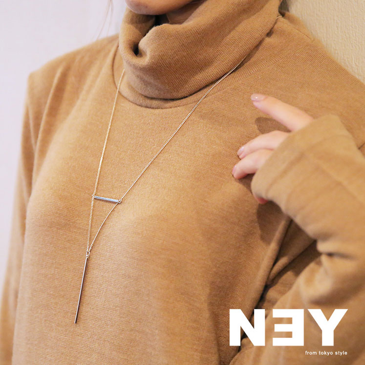 ゴールドネックレス