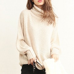 ゆるシルエット女性らしさを引き立たせる♪BIGシルエットタートルブークレニット