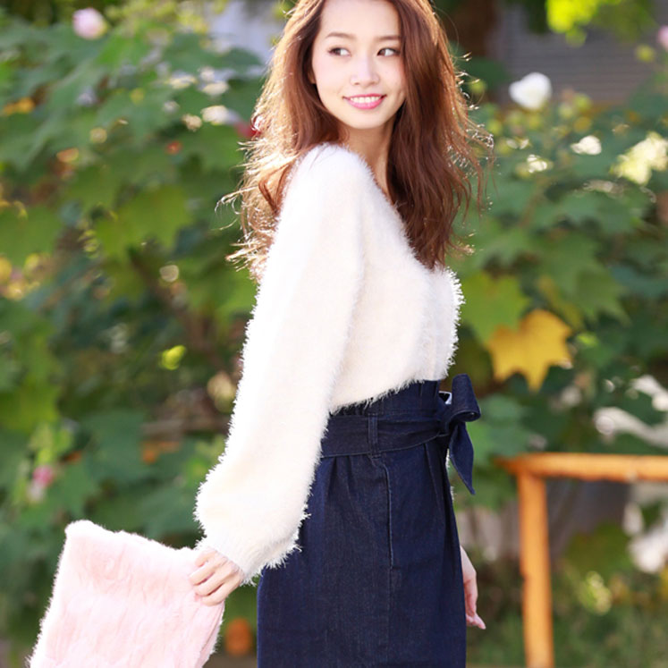 ふわっふわのフェザーニット